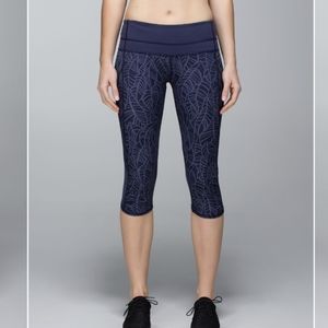 Lululemon Run A Marathon Crop IIPretty Palm Cadet Greyvy / Cadet Blue